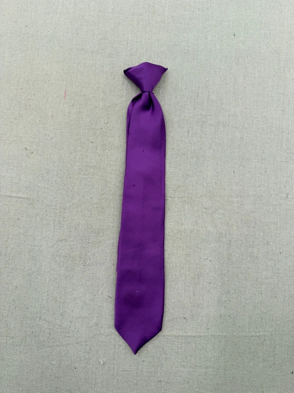 Poster Solid Purple Satin Men’s Tie